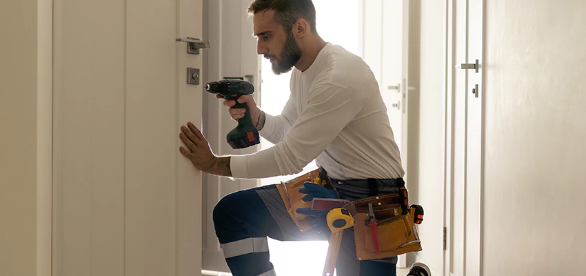 Mailbox Lock Installation Expert in Pelham Manor, New York