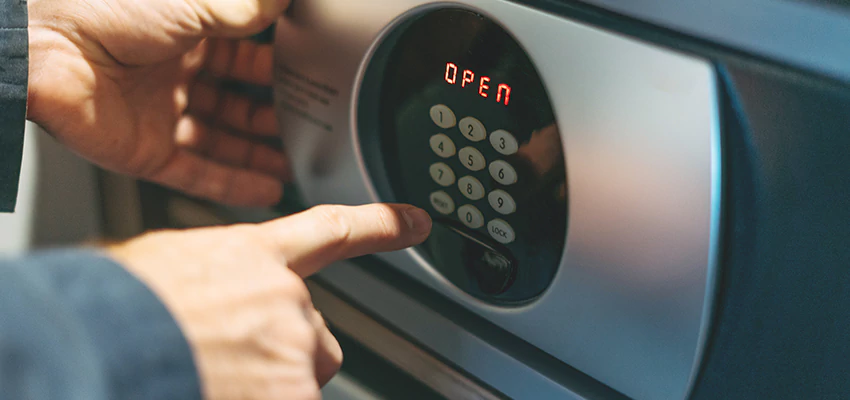 Cash Safe Openers in Pelham Manor, New York